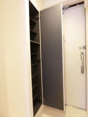 【玄関】 | リブリ・フローレス参番館 