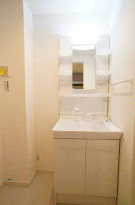 【独立洗面台】 | リブリ・すすきの