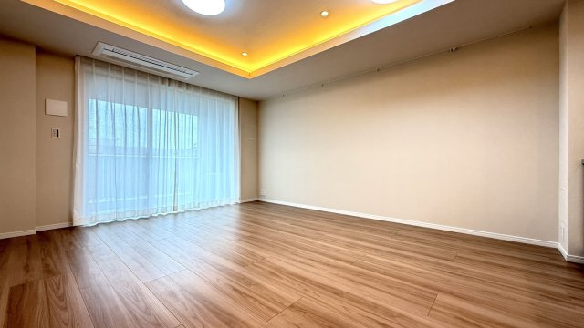 【居間・リビング】