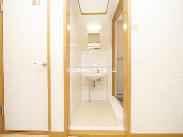 グリーンハイムの独立洗面台|朝の身支度には欠かせない独立洗面化粧台