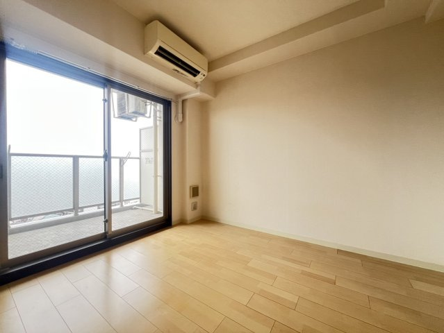 エステムコート神戸ハーバーランド前Vアクアの寝室