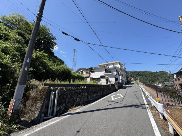 伊豆市　柏久保の前面道路含む現地写真