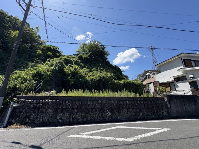 伊豆市　柏久保の前面道路含む現地写真