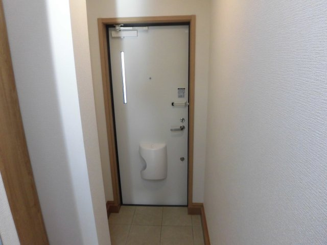 ディアコート東所沢の玄関