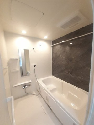 【浴室】 | ベルシャイン　紀三井寺　Ⅱ