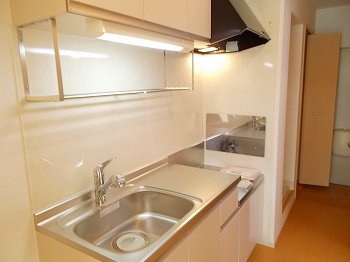 【キッチン】 | サニーコート | キッチンでお料理をお楽しみください