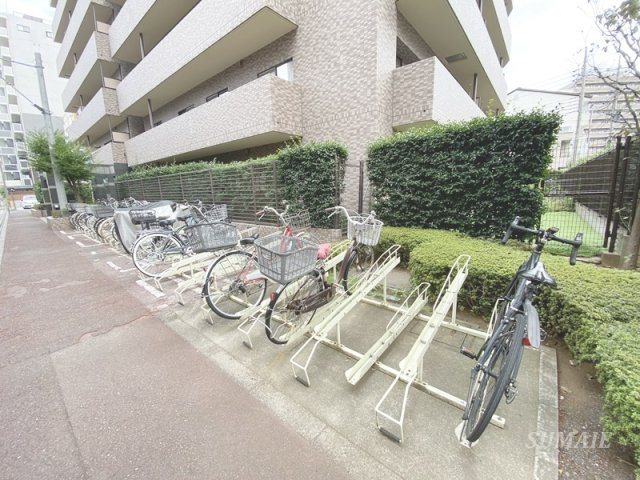 ルピナス北浦和公園のその他共用部分|駐輪スペース☆