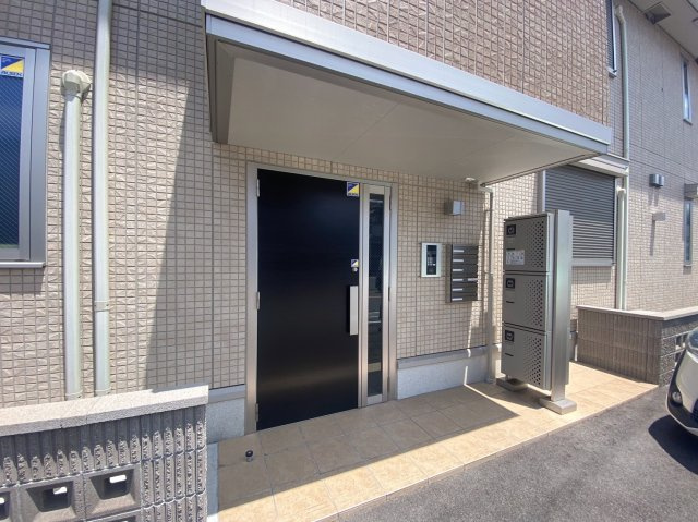 Artere北野田のエントランス