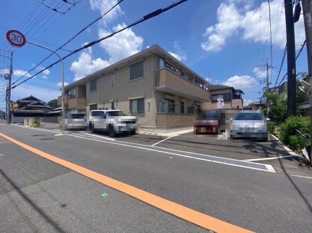 Artere北野田の駐車場