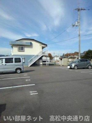 【駐車場】 | エルディム六万寺