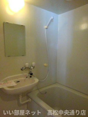 【浴室】 | エルディム六万寺