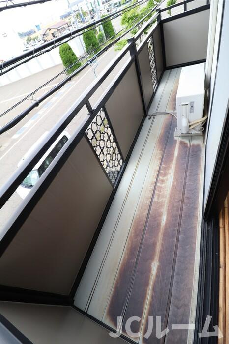 グラン・デ・ハイツ Bのバルコニー