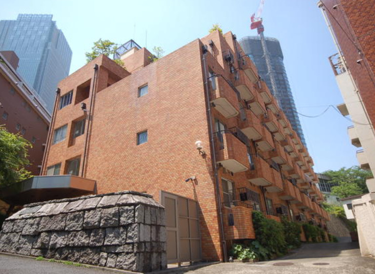 カルム赤坂の外観