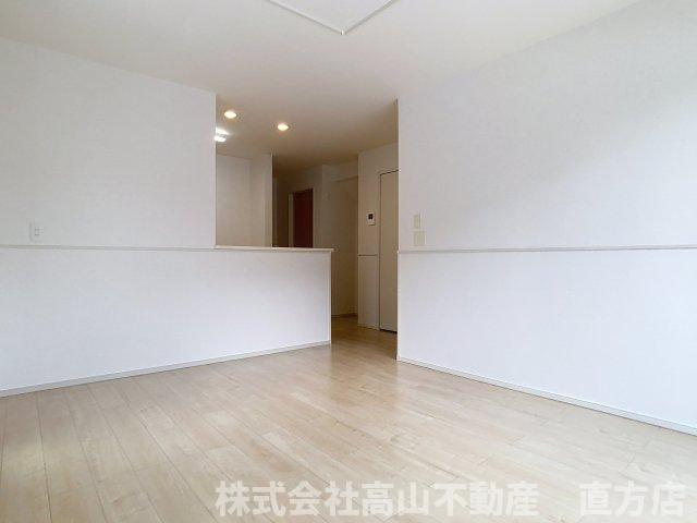 メゾン・ド・ソレイユＢの居間・リビング