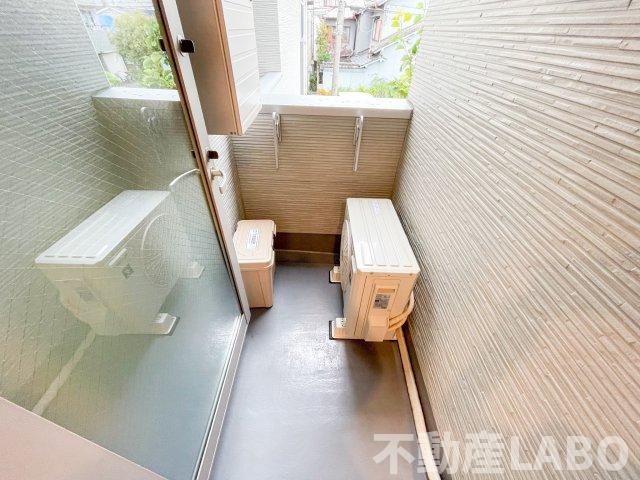 ハーモニーテラス平野市町のバルコニー