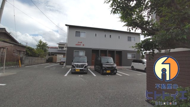 シティハイツナカムラの駐車場|駐車場があるので、車を買う予定の方も安心です