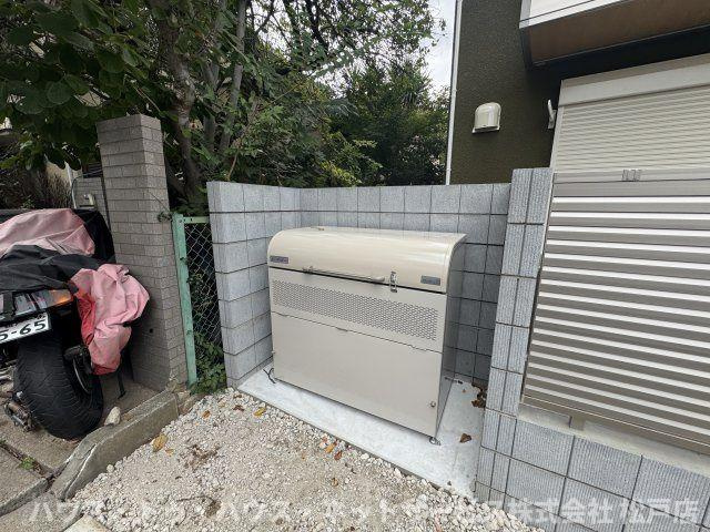 シャディグローヴのその他