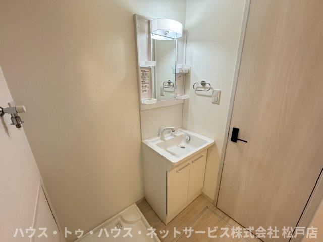 シャディグローヴの洗面所