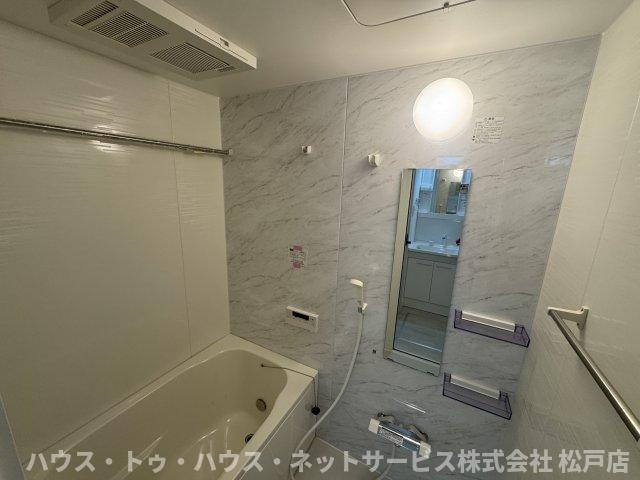 シャディグローヴの浴室