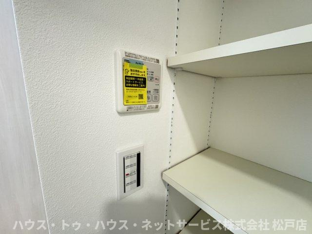 シャディグローヴのその他