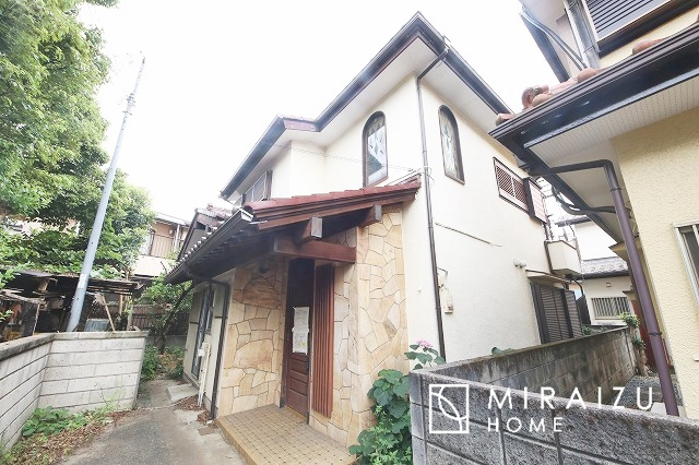 【周辺】 | 《建物解体前の写真》陽の光をたっぷりと浴びながら気持ち良く生活が出来ます。見学・ご相談等、お気軽にご連絡下さい。