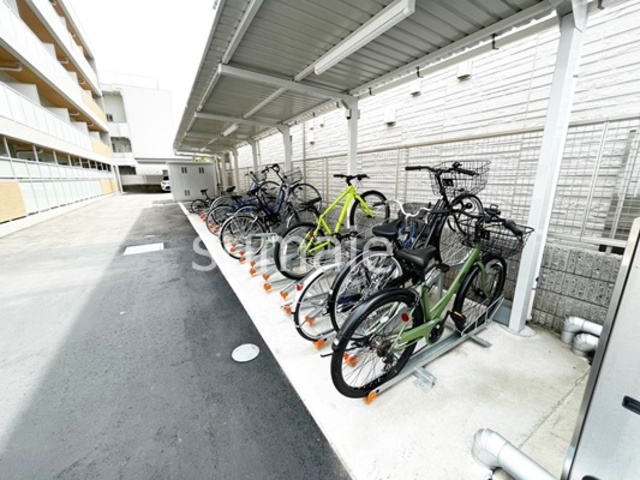 グロアール大宮のその他共用部分|駐輪場です☆