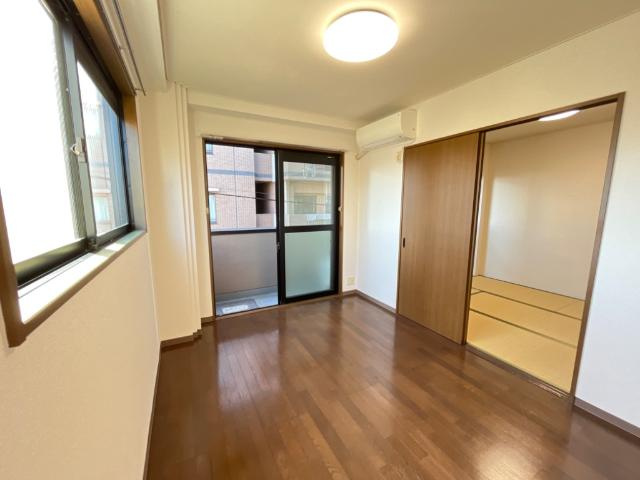 リトルウィングの内装|洋室