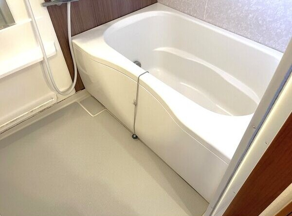 シンフォニア植田西の浴室