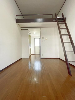 【居間・リビング】 | フローレンス鶴瀬