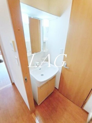 【洗面所】 | リバーシティ検見川 | 洗面台です。