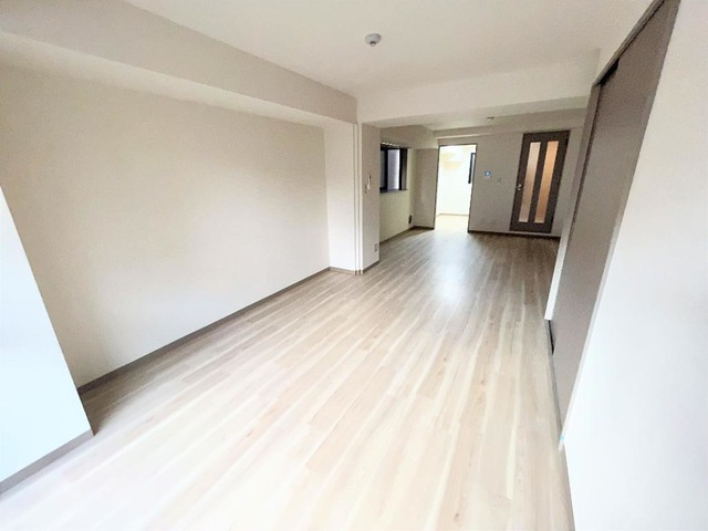 【居間・リビング】