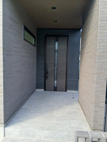 美原町戸建ての玄関|玄関