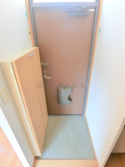 ドエルヤマキの玄関