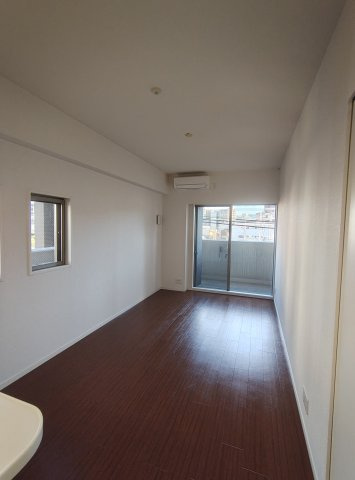 プレジール三ノ宮Ⅲの寝室