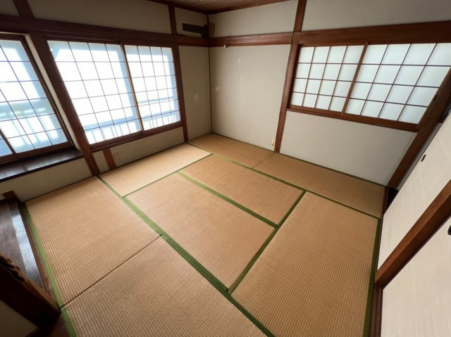 美山台１丁目貸家の子供部屋