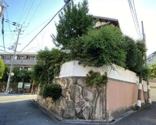 豊中市本町8丁目　中古戸建の外観