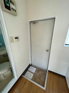 【玄関】