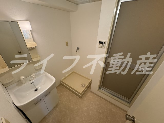セラヴィ島之内の洗面所|コンパクトで使いやすい洗面所