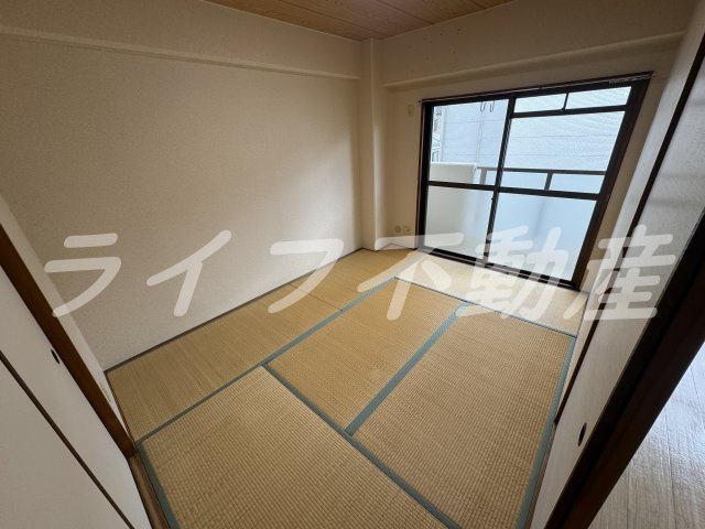 セラヴィ島之内の和室|畳の上でゆっくりとくつろげる和室です