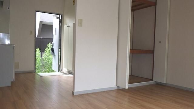【寝室】