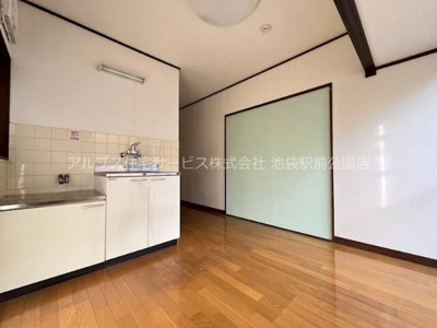 【寝室】 | コーポワタナベ