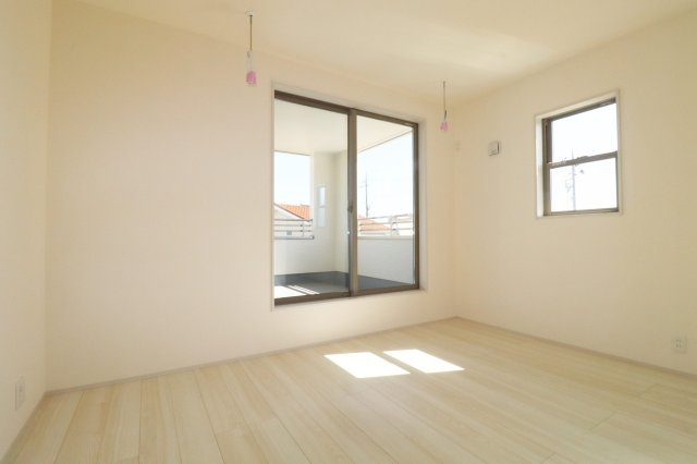 郡山市安積町南長久保1丁目　　　　1号棟　　　安積第３小学校、安積第２中学区　の洋室