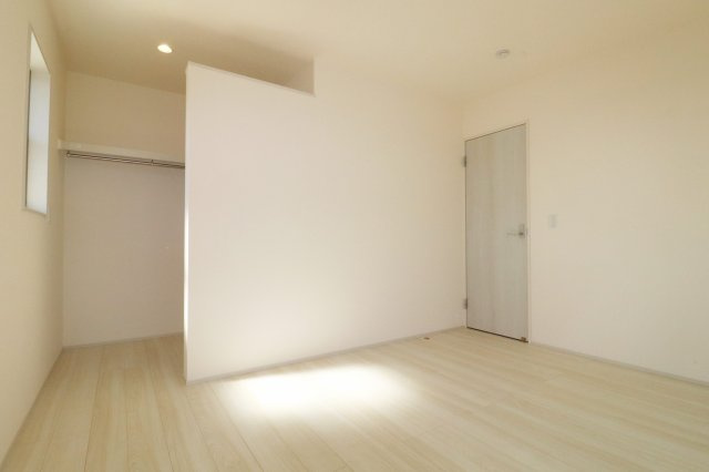 郡山市安積町南長久保1丁目　　　　1号棟　　　安積第３小学校、安積第２中学区　の収納|ウォークインクローゼット♪