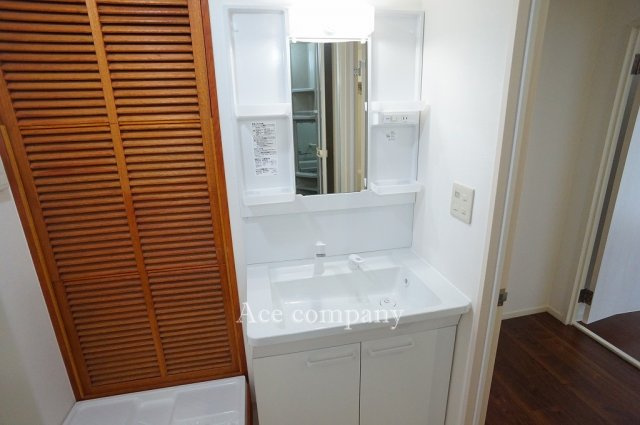 【独立洗面台】 | シャルム小阪壱番館 | 洗面台新調です☆