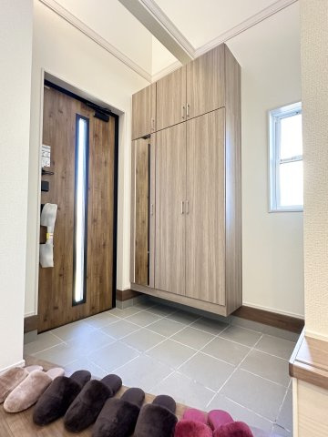 【玄関】 | 新築一戸建て「小田原市酒匂１丁目」