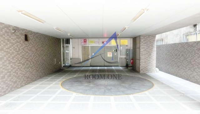 ロイヤルプラザ浅草の駐車場|駐車場です。