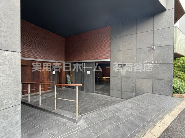 【エントランス】