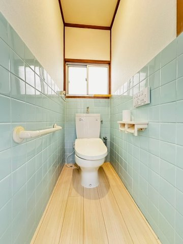 美山台2丁目戸建のトイレ