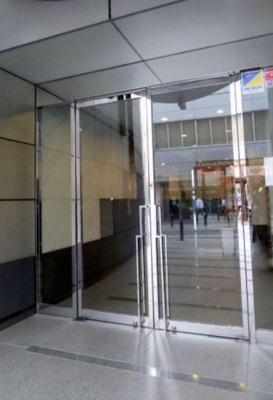 【エントランス】 | ＫＡＭＥＩ．ＢＬＤ | エントランスです。