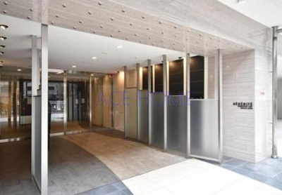 【エントランス】 | SERENiTE本町reflet